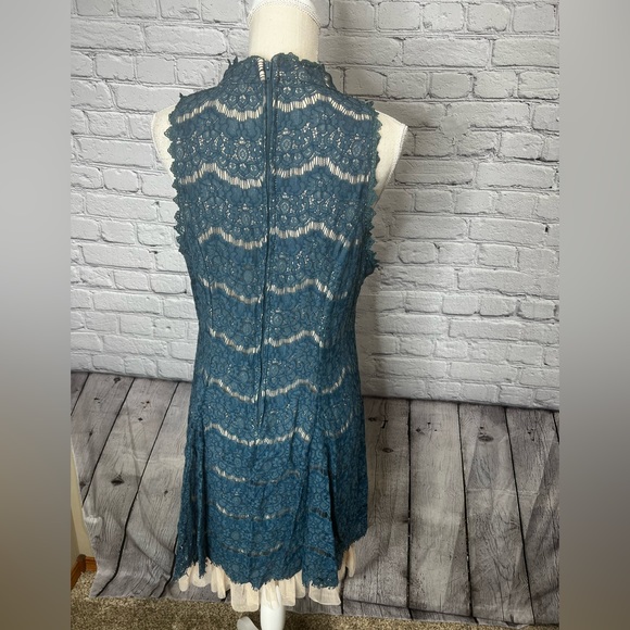 Trixxi fit and flare lace dress size 15 - Picture 7 of 13